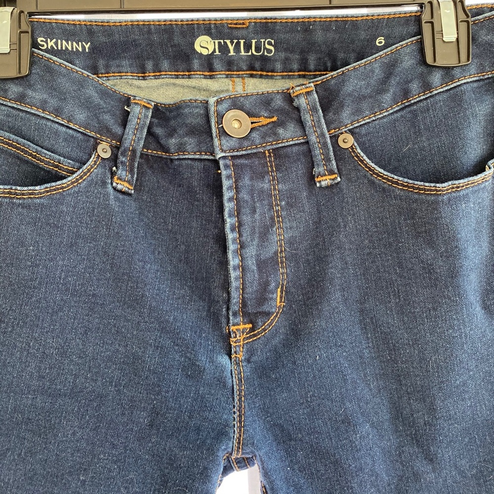 Stylus Dark Wash Jeggings/Skinny Jeans